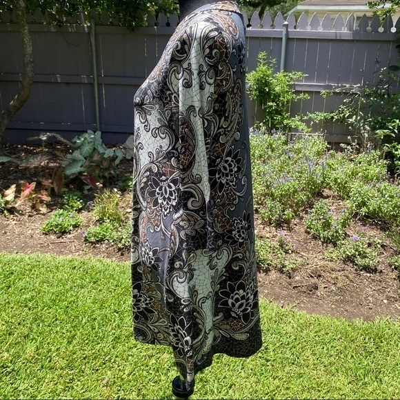 ❤️❤️FLIRTY DRESS❤️ - Picture 4 of 8